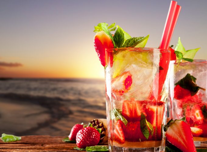 Wallpaper cocktails, tropical, beach, fruit, strawberries, ice, mint, Food 5763811711